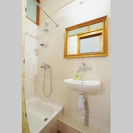 Pylnykarska 6 Appartement Lviv