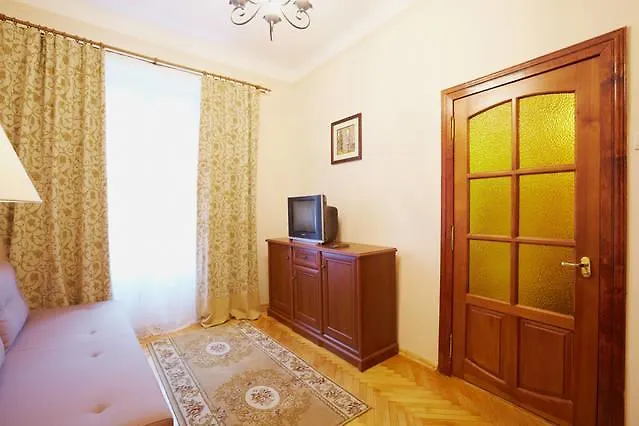 Pylnykarska 6 * Львов